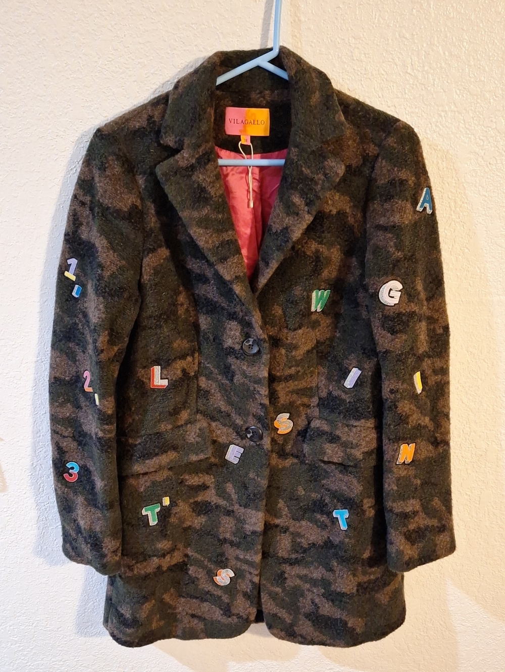 Vilagallo Green Camouflage Wool Blazer with Multicolor Letter Patches